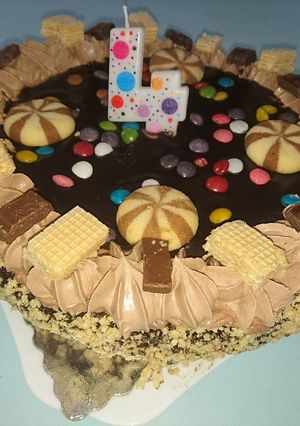 صورة لوصفة كيكة عيد ميلاد بسيطة