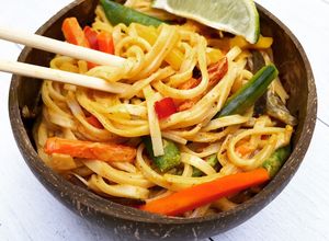 Une photo de Nouilles de riz coco curry