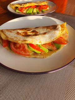 Una foto de Tortilla francesa con gabardina