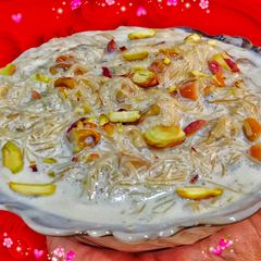 A picture of Sheer Khurma With Condensed Milk.