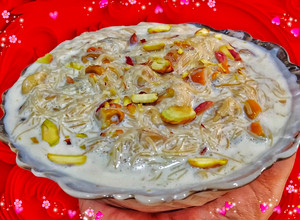 A picture of Sheer Khurma With Condensed Milk.