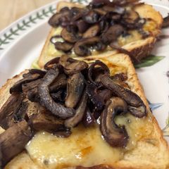 Blue Cheese and Mushroom Toast A picture of Blue Cheese and Mushroom Toast.