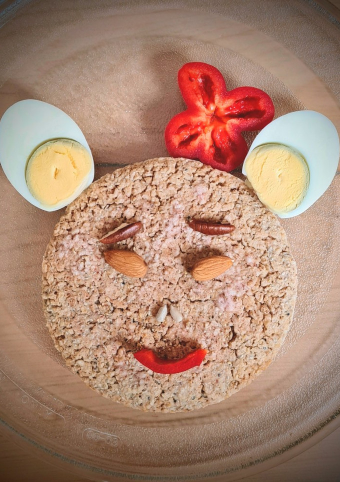Una foto de Mega galleta de gacha salada 👾 Cookie - monster 👾 😅