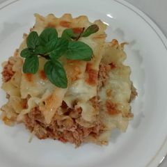 A picture of Chicken Lasagna.