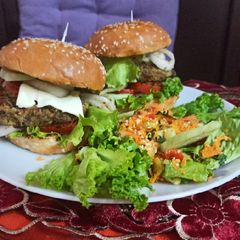 A picture of Kala chaana tikki burger.