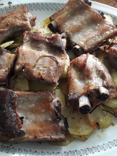 Una foto de Costillas confitadas