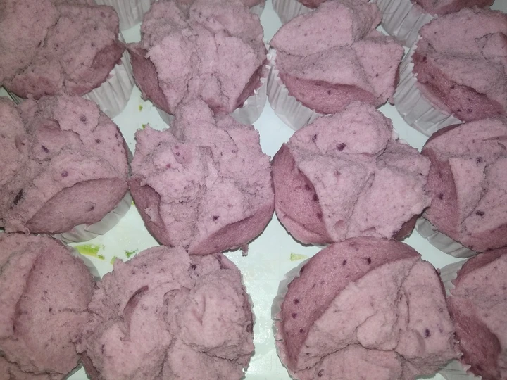 Langkah Mudah untuk Membuat Resep Bolu kukus ubi ungu yang Lezat Sekali Anti Ribet, Sempurna