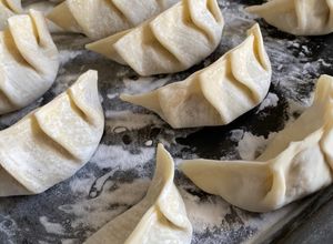 Una foto de Gyozas o empanadas chinas