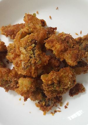 Hình của món Cá rô phi tẩm bột chiên giòn.