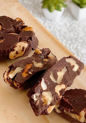 Una foto de Turrón de Maní y Chocolate🍫🥜