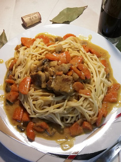 Una foto de Estofado de ternera estilo carbonara