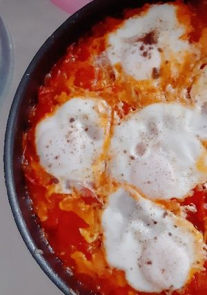 صورة لوصفة بيض وبندورة (جظ مظ)