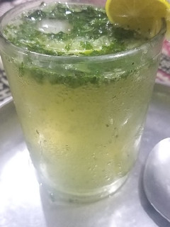 લેમોન મિન્ટ મોજીટો રેસીપી મુખ્ય ફોટો