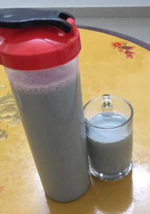 Hình của món Giải nhiệt với sữa đậu nành mè đen.