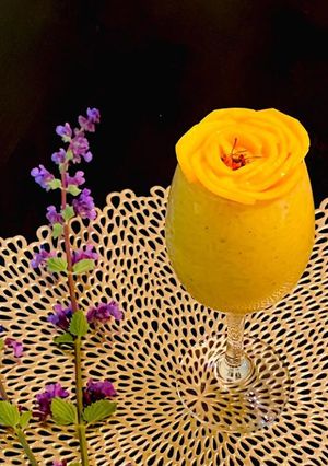 A picture of Mango shakes.