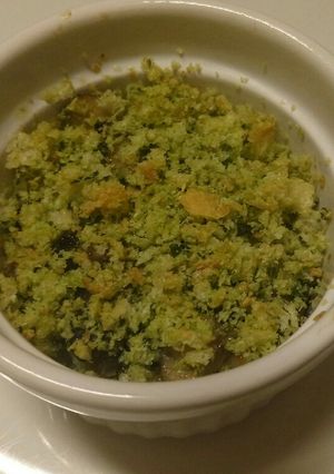 A picture of Funghi Gratinati mushrooms with breadcrumbs.