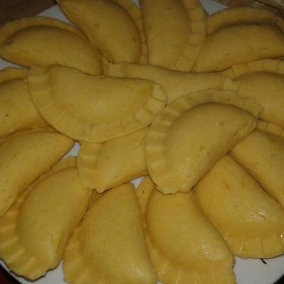 Empanadas de maíz Receta de Diocelina Castillo Montenegro - Cookpad