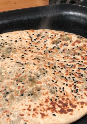 A picture of Sprouted Green gram/green moong paratha.