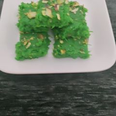 A picture of Bottle gourd (lauki) Burfi.