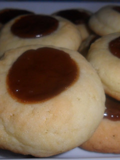 Una foto de Galletitas pepas de dulce de leche