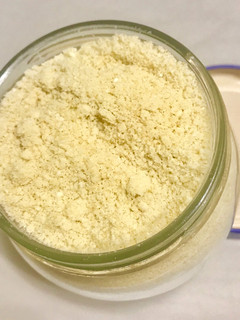 Una foto de Queso parmesano vegano