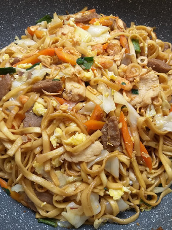 Cara Memasak Mie goreng telur orak-arik Simpel