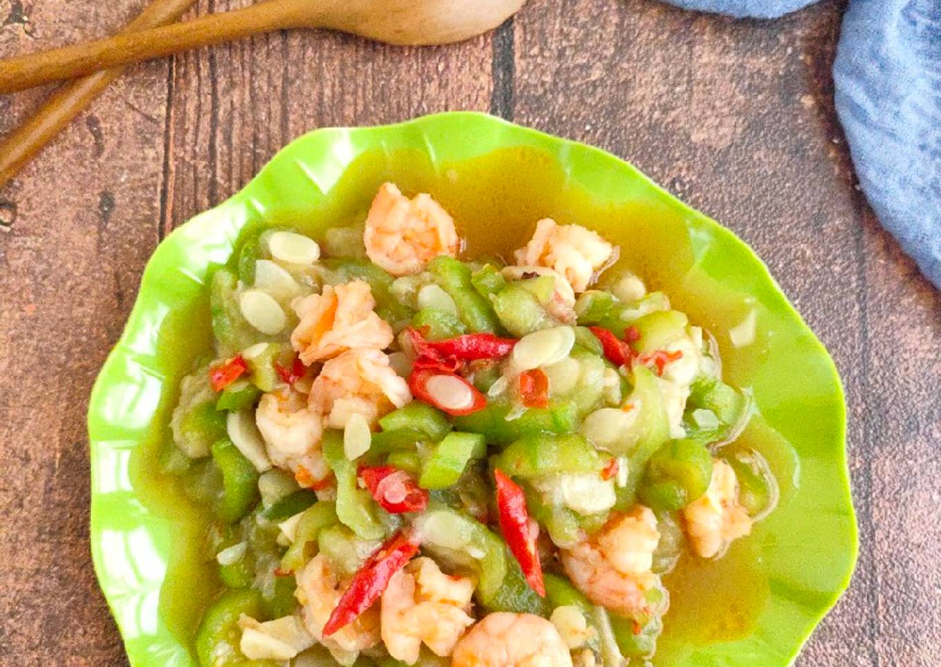 Tumis Blustru Udang