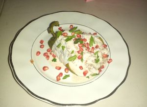 Una foto de Chiles en nogada