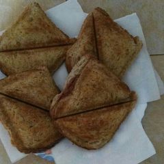 A picture of Toasted bread.