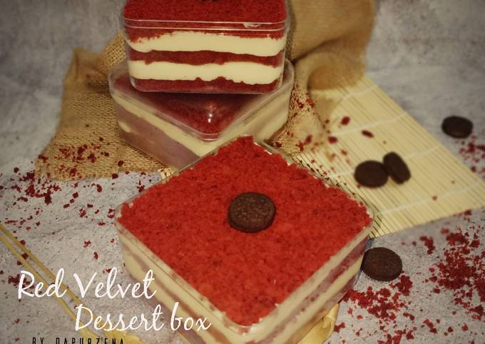 Red velvet dessert box
