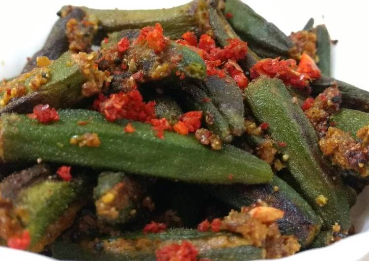 How to Make Award-winning Nutty Baked Okra