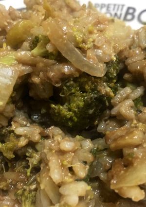 Una foto de Brócoli 🥦 con arroz 🍚
