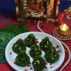 A picture of Pan gulkand Modak without khoya or condensed milk.