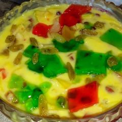 A picture of Mango falvour jelly custard.