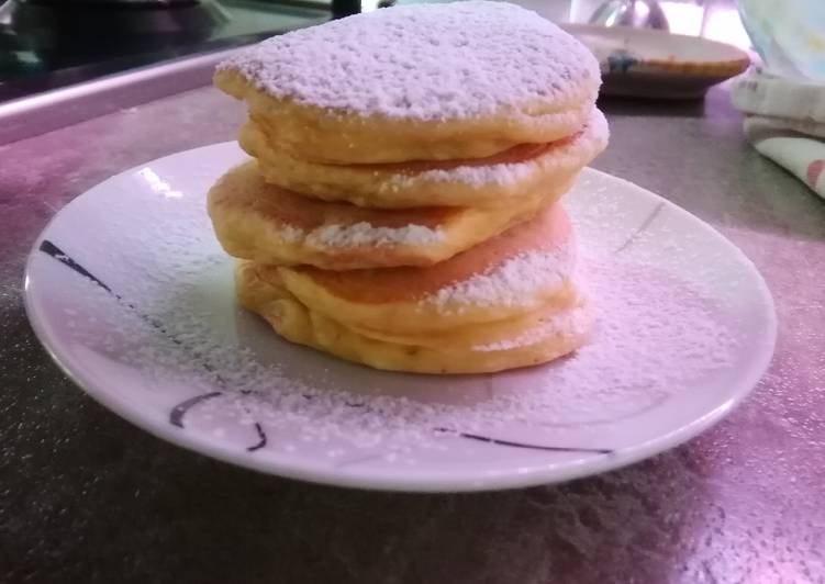 Pancakes con ricotta e banana