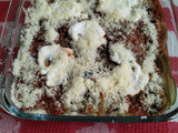 Lasaña de tallos de acelga con salsa de carne y champiñones