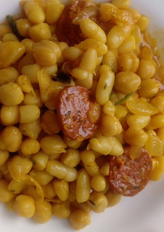 Una foto de Potaje con chorizo
