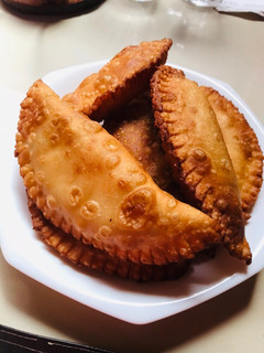 Una foto de Empanadas de carapacho queso