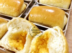 Hình của món Bánh mì sữa mềm nhân phô mai Cheddar.