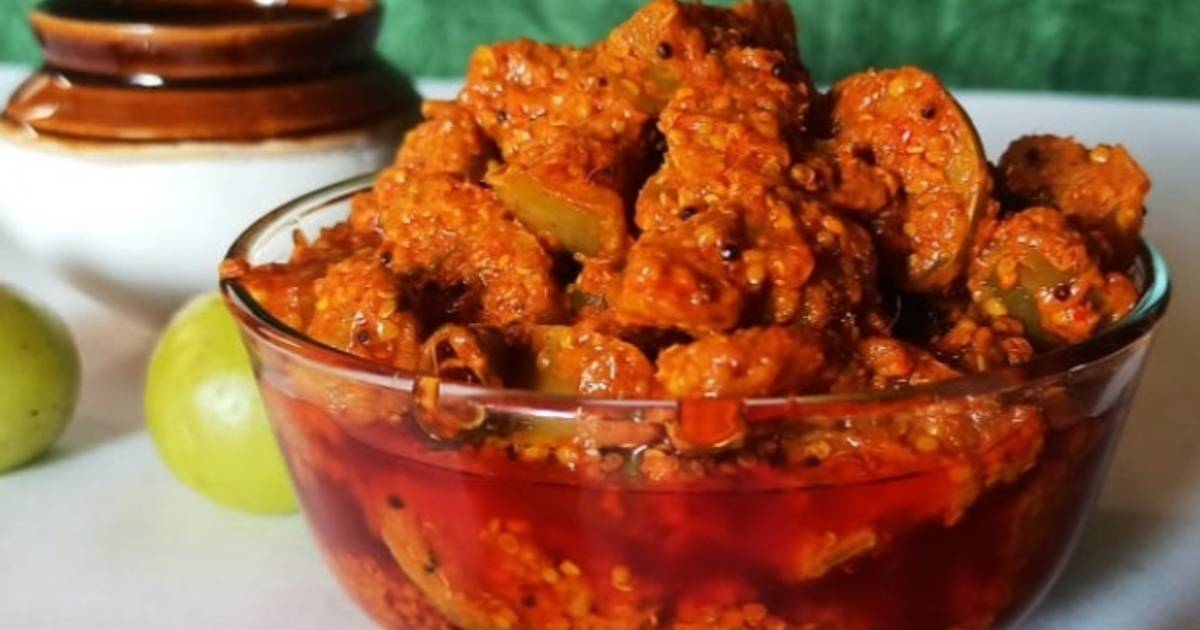 आंवला अचार.. (amla achaar recipe in marathi) रेसिपी Vasudha Gudhe