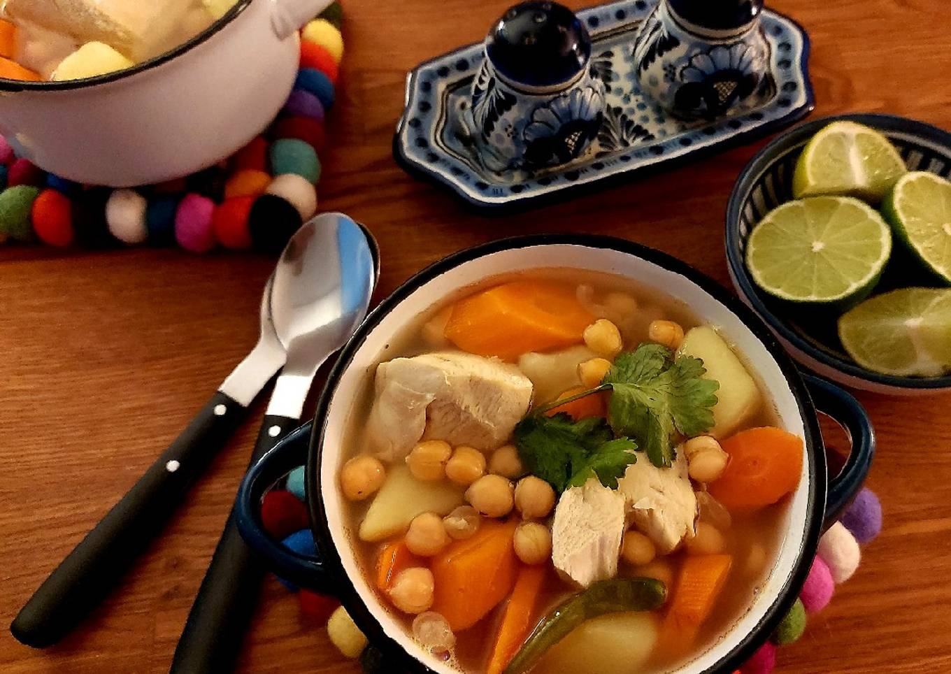 Caldo de pollo