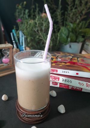 ব্যানানা অরিও মিল্কশেক (Banana oreo milkshake recipe in Bengali) রেসিপির প্রধান ছবি