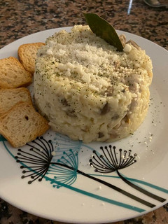 Una foto de Risotto de boletus y pechuga de pollo