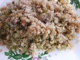 Quinoa con cebollín y champiñón