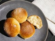 Una foto de bollos de anis