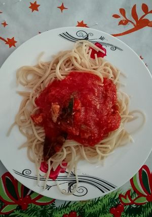 Una foto de Fideos con salsa a mi manera