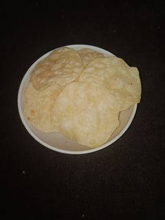 ફરસી પૂરી (Farsi Poori Recipe In Gujarati) રેસીપી મુખ્ય ફોટો