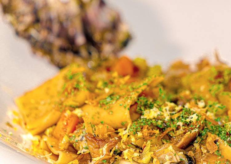 Recetta di Fatto in casa Paccheri di Legumi alle Ostriche e Porcini con Brunoise di Verdure