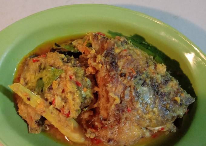 Resep Ikan Nila Bumbu Kuning Oleh Evry Wae Cookpad 