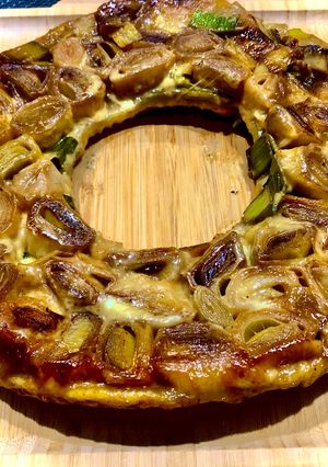 Une photo de Tatin de poireaux et reblochon